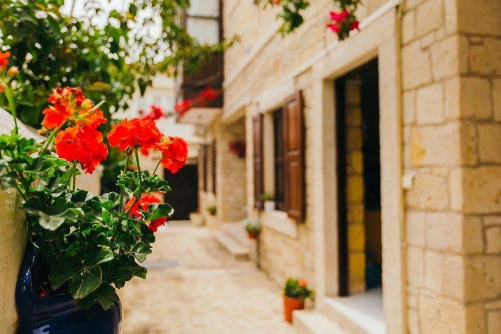 Alayaz Hotel Alacatı Bagian luar foto